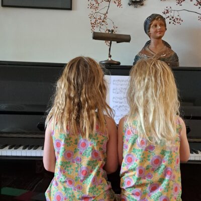 Jurk, roze, geel en groen